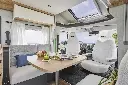 P740FGJ_salon_1.webp