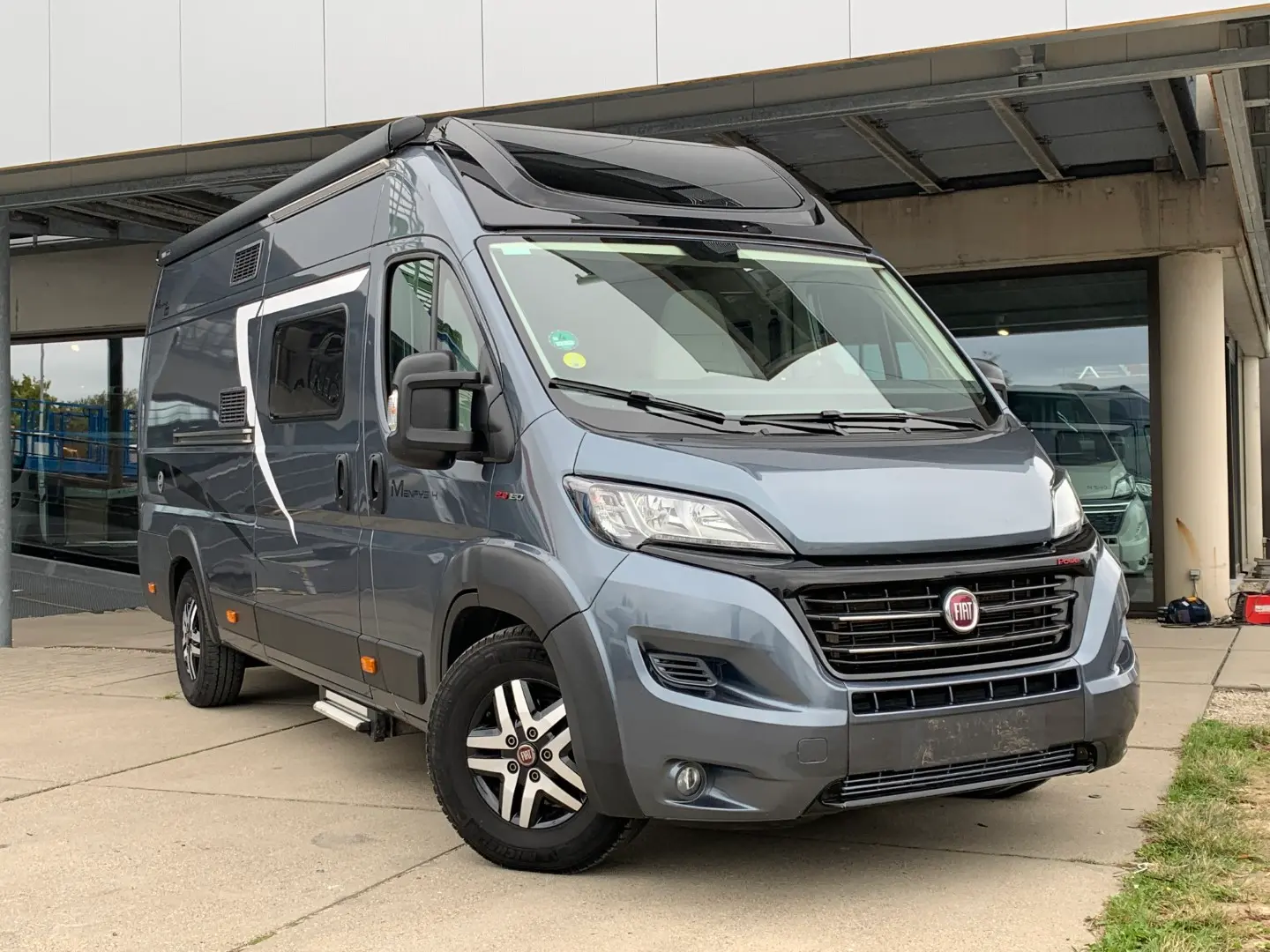 Mclouis/Menfys Prestige 4 Fiat 160 PK/2HRB589