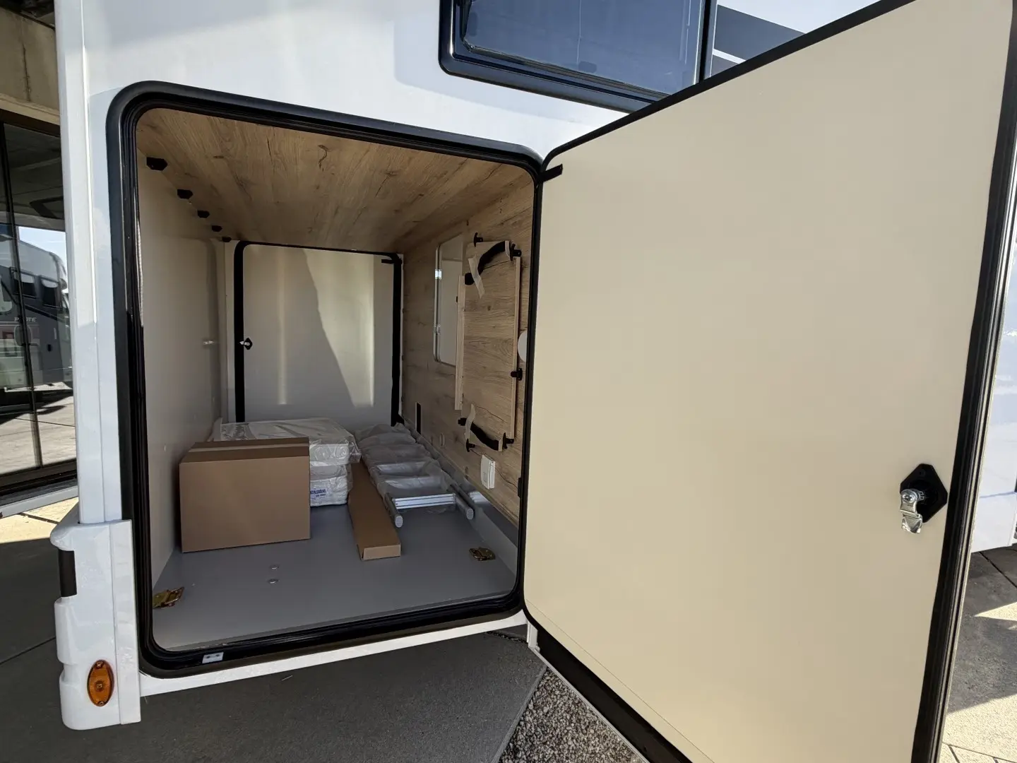 Elnagh T-Loft 532 Fiat 140Pk Automaat