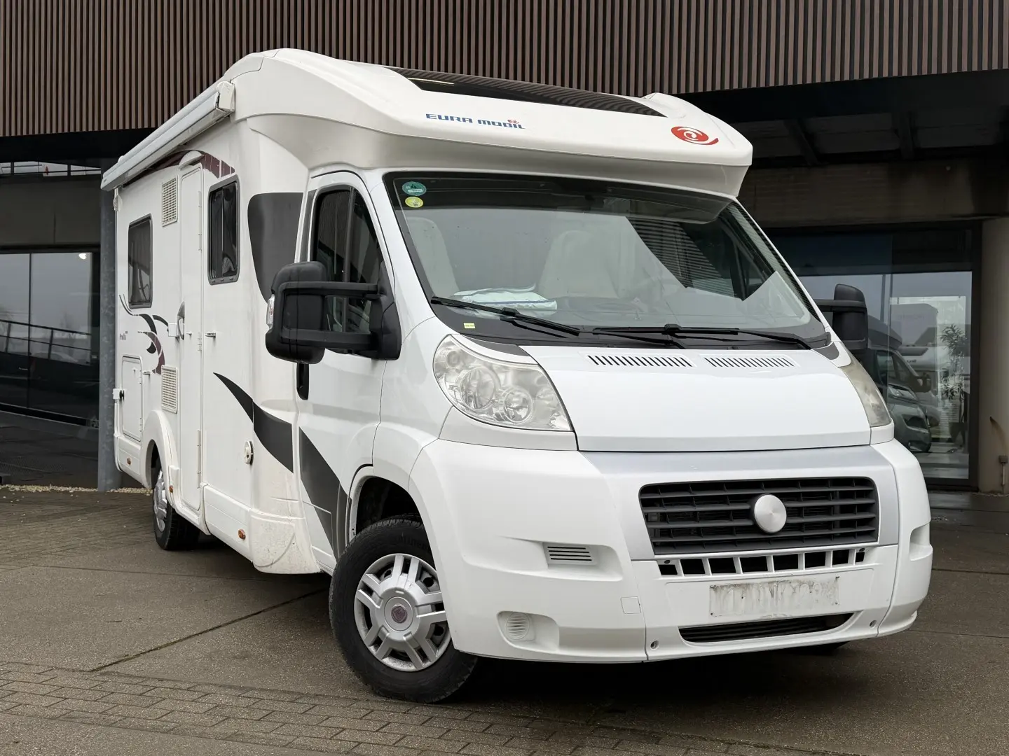 Eura Mobil/PT670 SB FIAT 130 PK/-