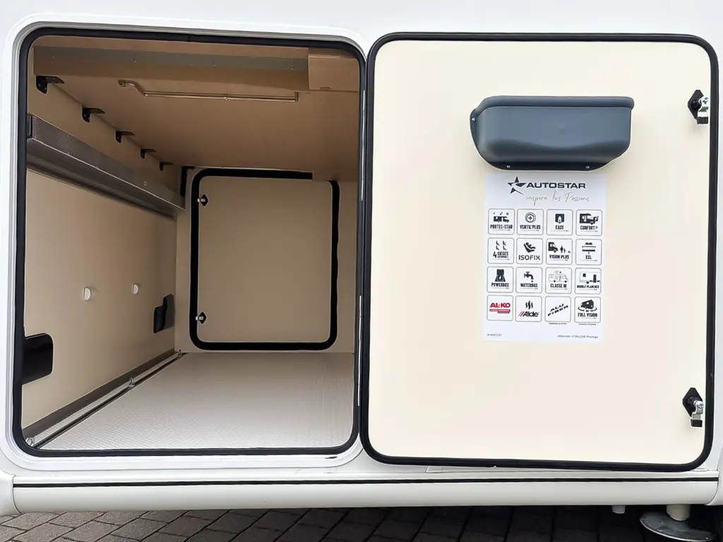 9222634d-3bb5-4b22-b303-8a3a411c25d9 2.webp