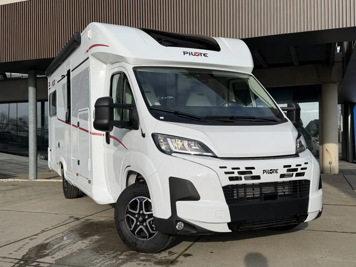 Pilote P720U Expression Fiat 180PK automaat