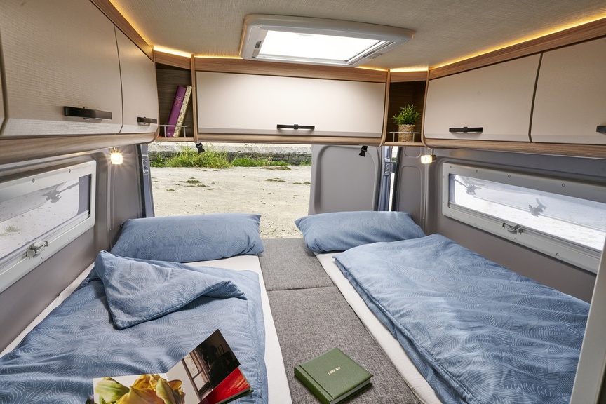 Pössl/Summit 600L 140Pk Automaat Citroën