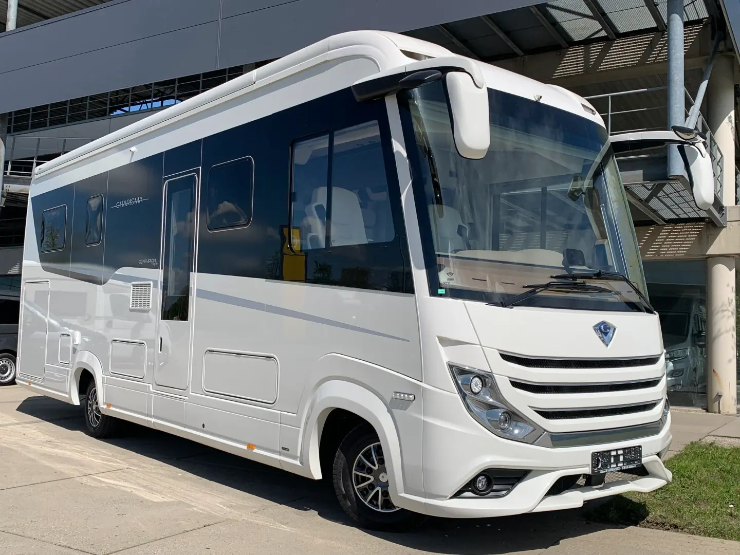 Concorde/Charisma 860 LI/KVTRAVEL