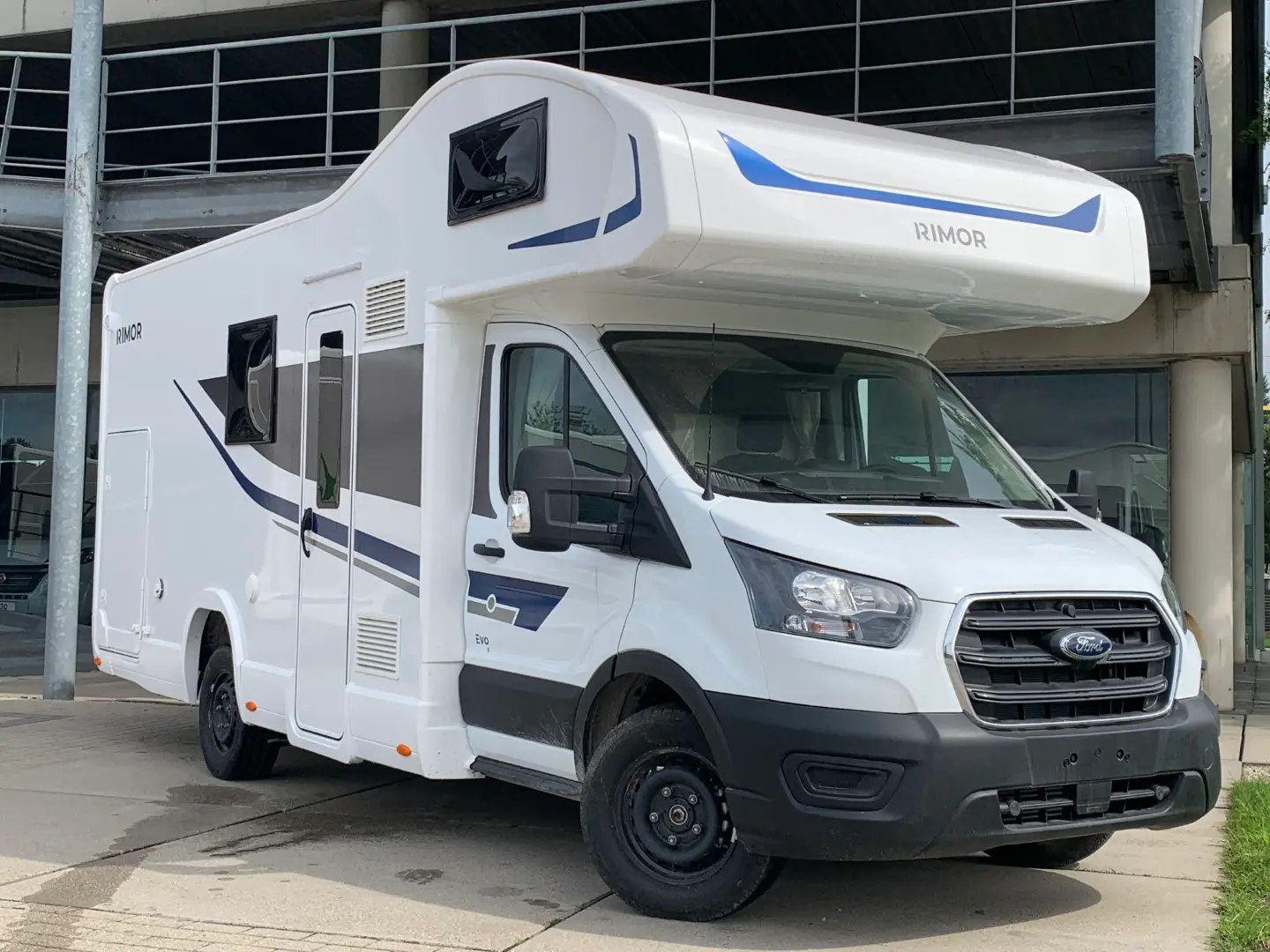 Rimor/Evo 5 Ford 155 PK automaat/2HPB671