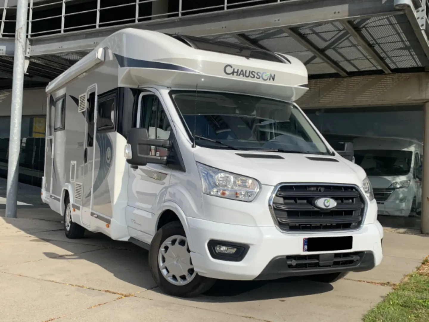 Chausson 768 XLB FORD 170 PK AUTOMAAT