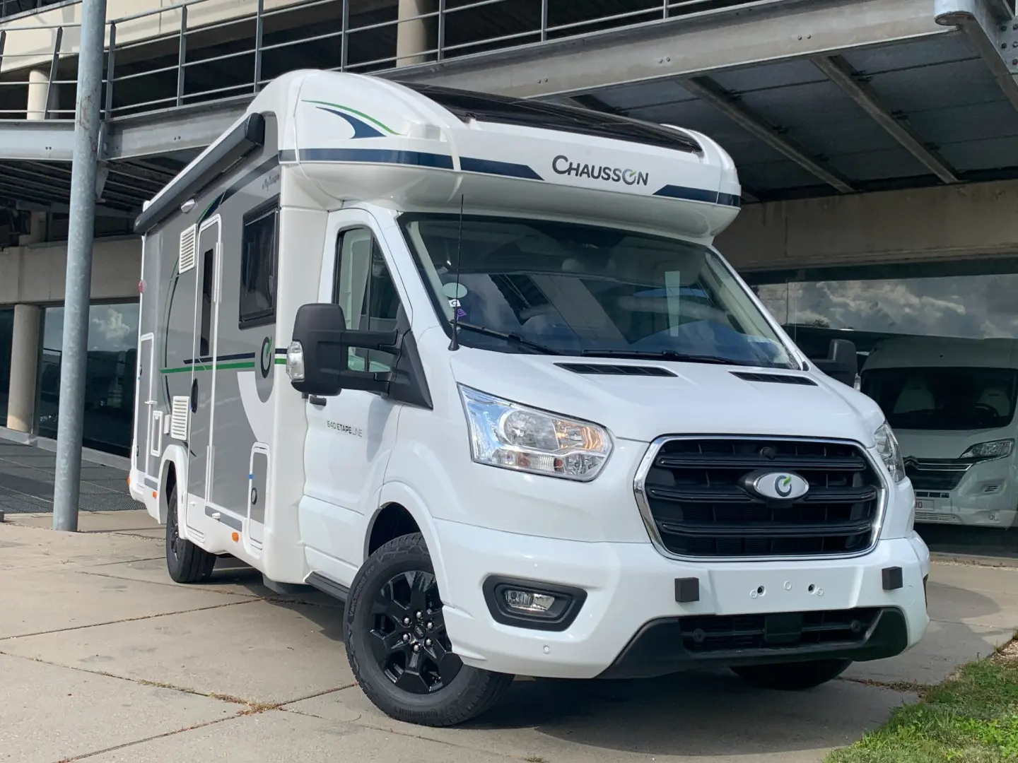 Chausson 640 Etape Line Ford 165 pk automaat