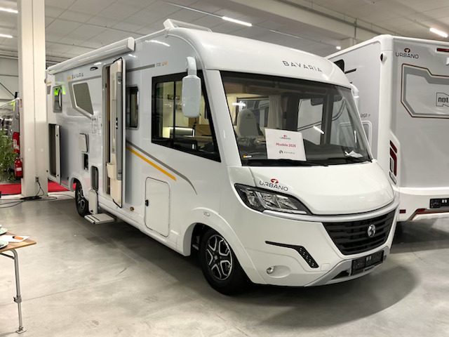 Bavaria I 720 FGJ Unik 140Pk/Cv Aut.