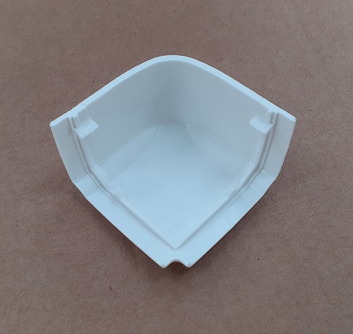 Élément d'angle, blanc mat