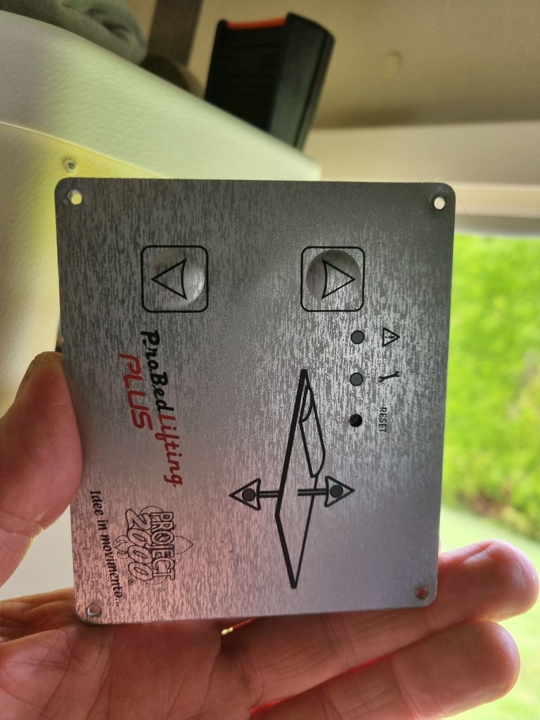 Controlepaneel electrisch bed mod proj 2