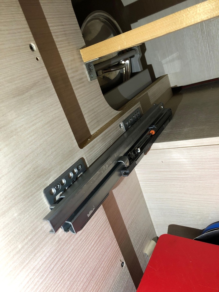 Rails schuif keuken gs400 chausson