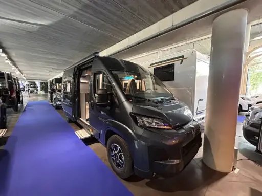 [CLBF-090] Clever Runner 640 Citroën 140 PK/Cv Aut.